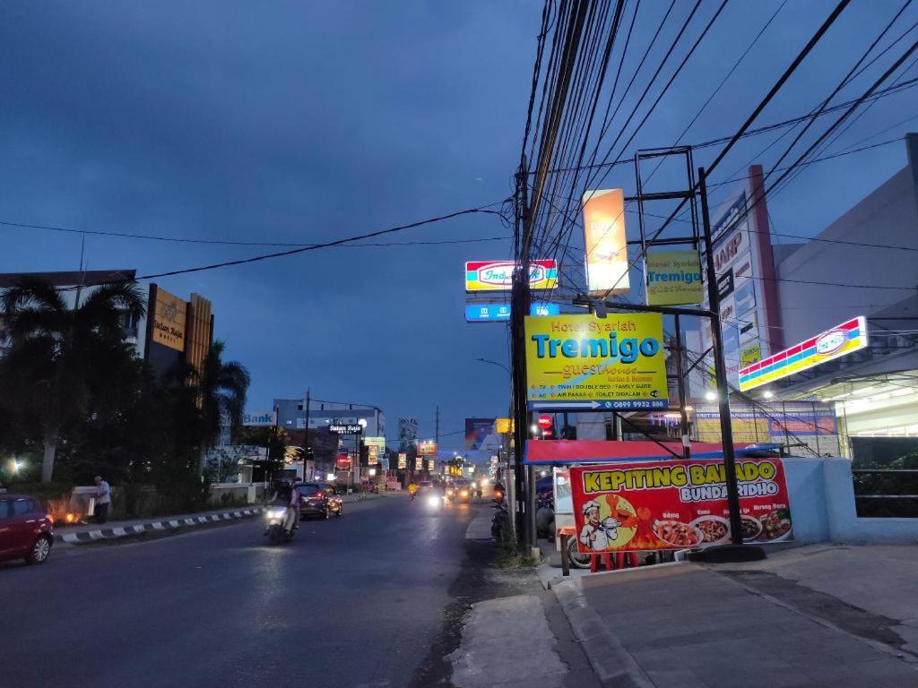 Hotel Syariah Tremigo Guesthouse Cirebon Eksteriør bilde